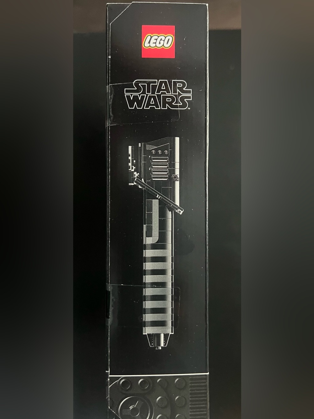 LEGO Black Darksaber Lego Set 40917 - Star Wars - Picture 3 of 3